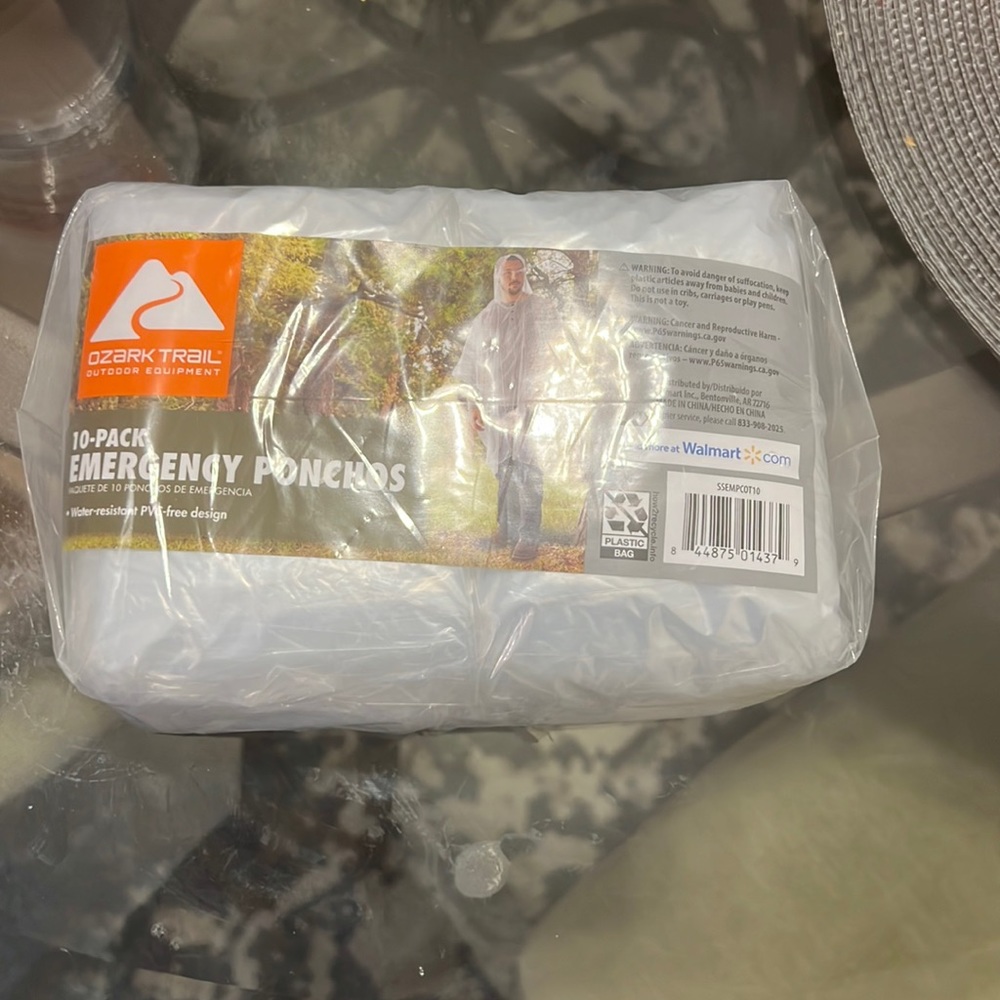 10-pack of Ponchos